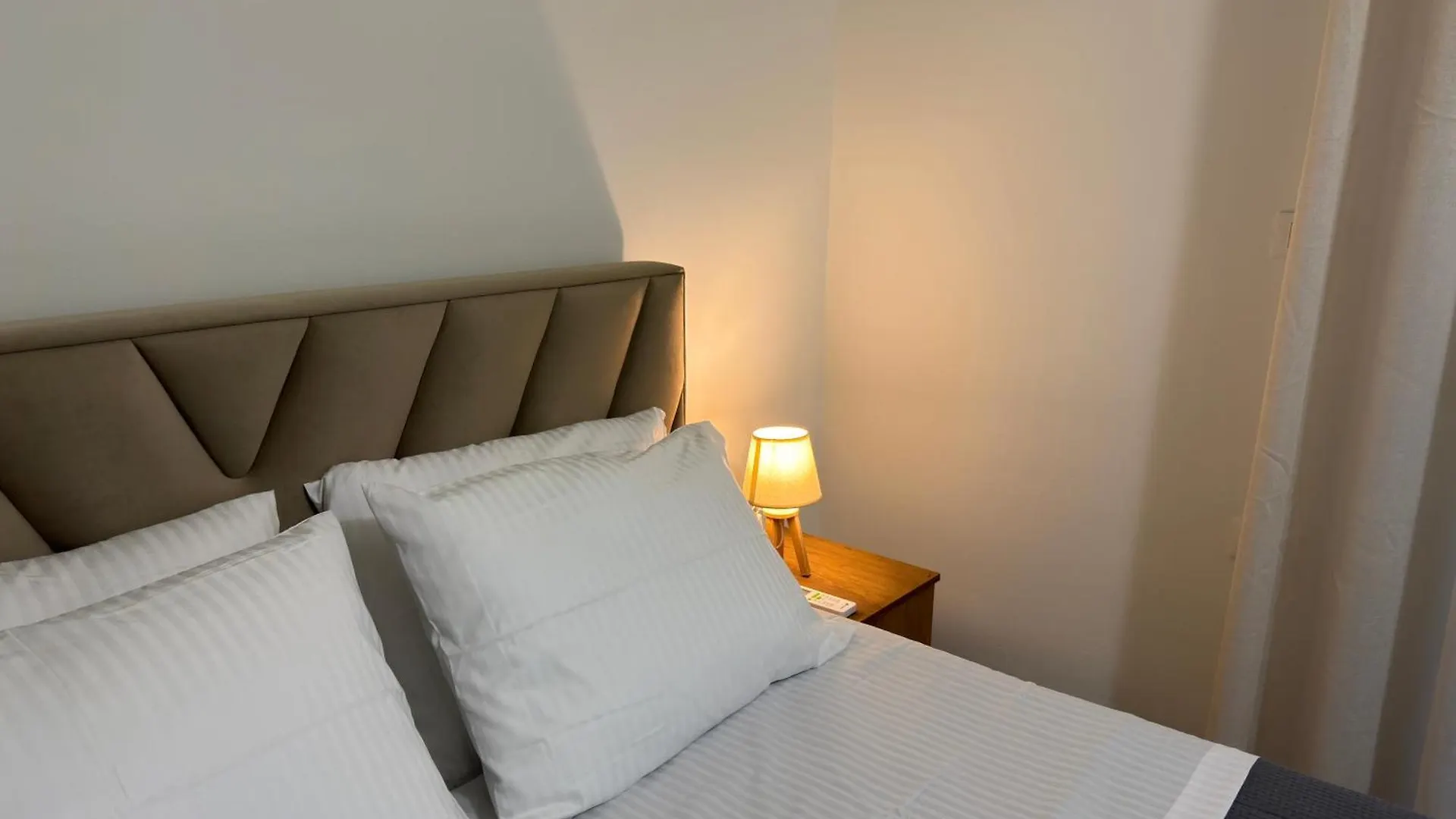 Angelo Agapi Rooms Vlore